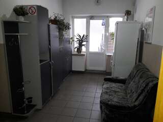 Хостелы Hostel Lubin Львов Кровать в общем 6-местном номере для мужчин и женщин-1
