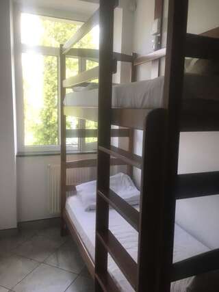 Хостелы Hostel Lubin Львов Кровать в общем 4-местном номере для мужчин и женщин-2
